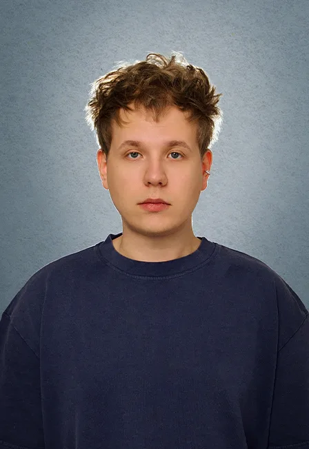 ДАНИИЛ КИМ