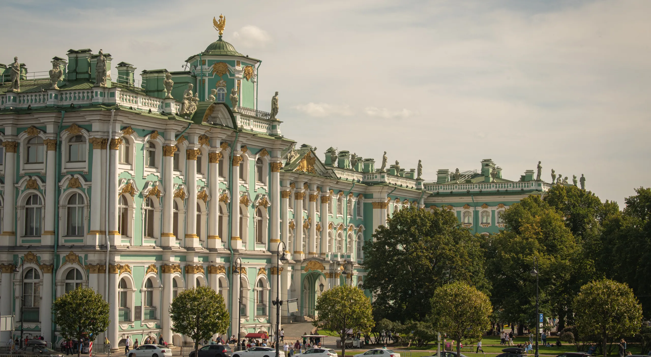 Обзорная экскурсия по Санкт Петербургу с посещением Эрмитажа