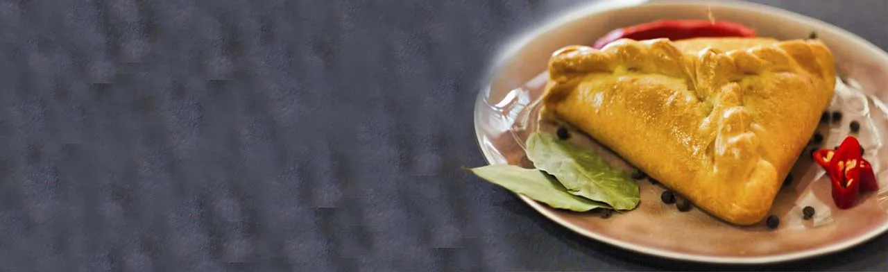 Татарская кухня с историей: прогулка по Баумана и вкус настоящей Казани