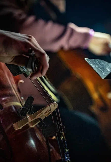 Storm cellos: Мировые рок-хиты на виолончелях