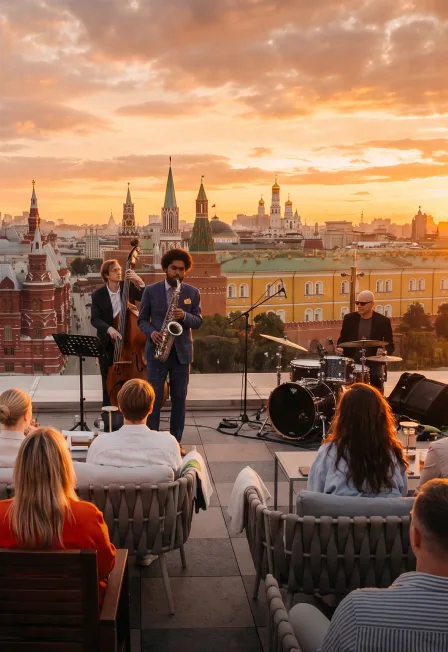 ВИНТАЖНЫЙ ДЖАЗ МАНХЭТТЕНА 60-х НА КРЫШЕ THE CARLTON С ВИДОМ НА КРЕМЛЬ Калифорнийская звезда джаза Armir Lee, импровизации Нью-Йорка и парящие сады над Москвой.