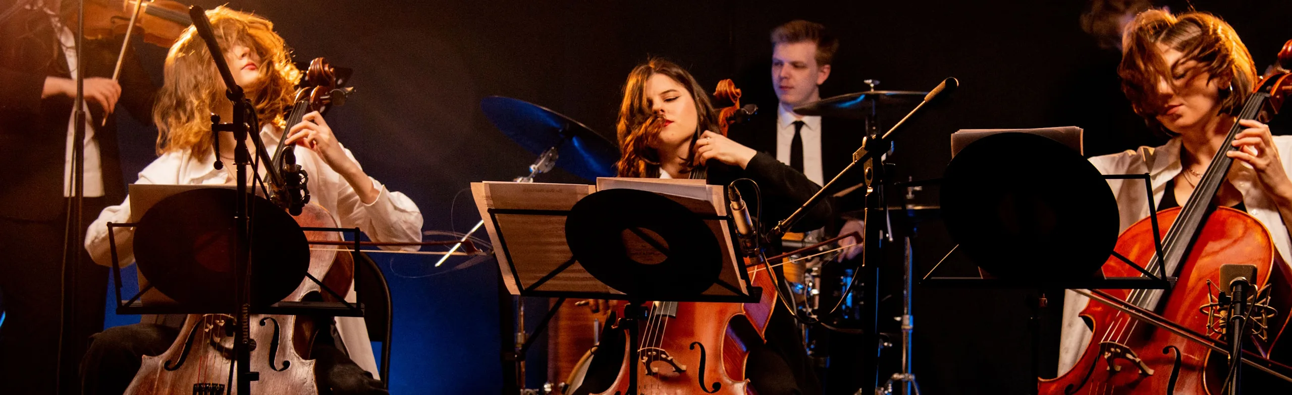 Magic Cellos band. Шедевры Queen на виолончелях