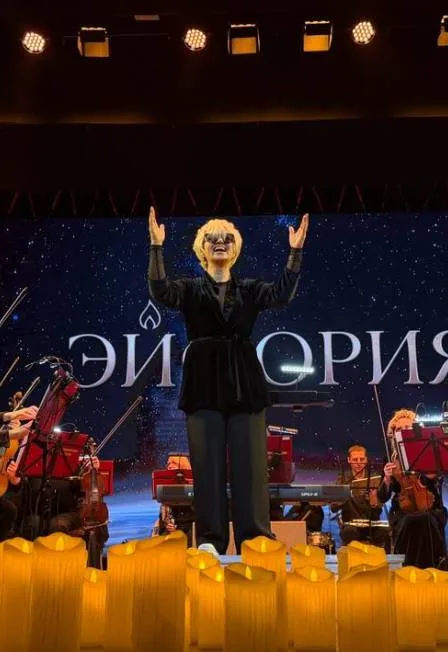 Хиты 2000х. Караоке с оркестром