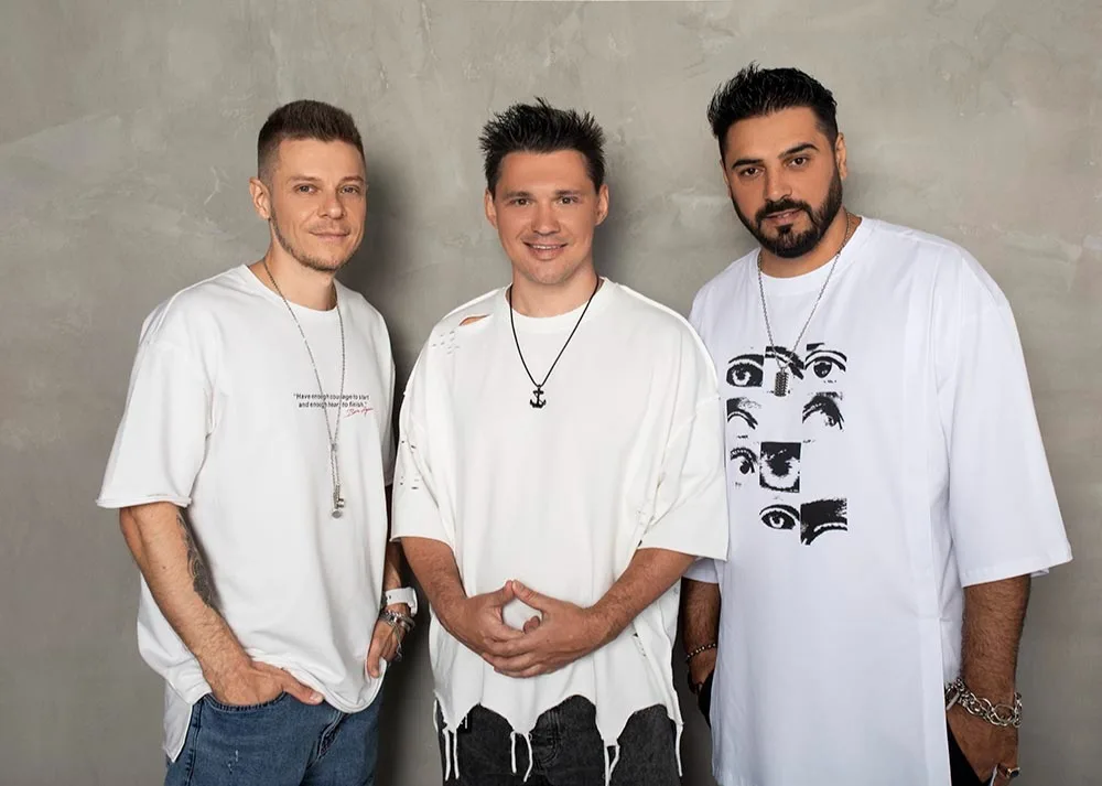Открытие клубного сезона с группой Корни