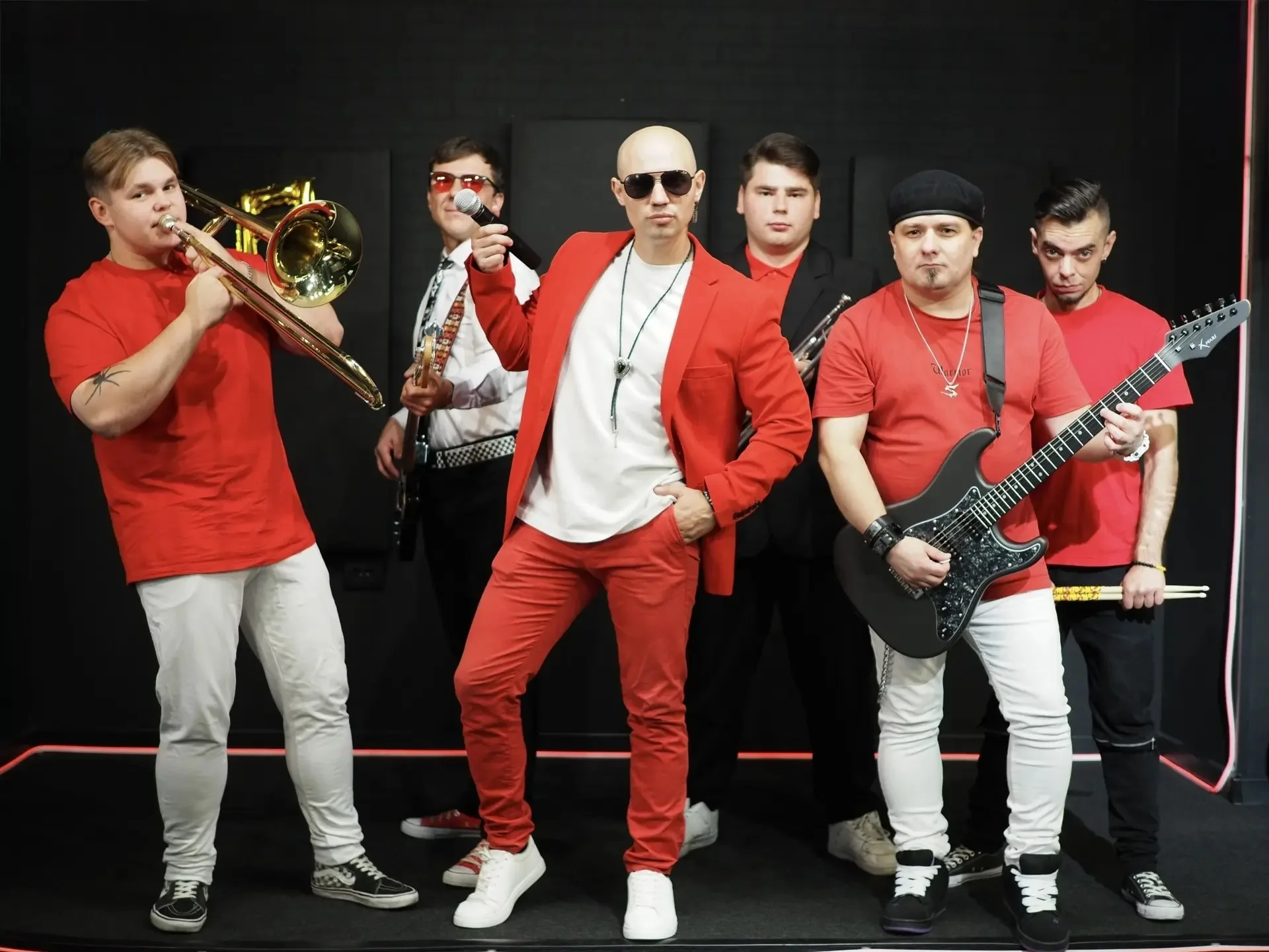 Концерт кавер-группы «Друзья маминой подруги»