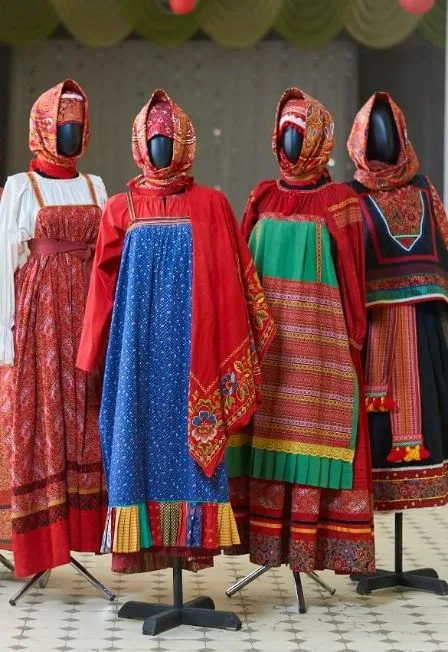 Русский народный костюм. Возвращение традиций. Выставка