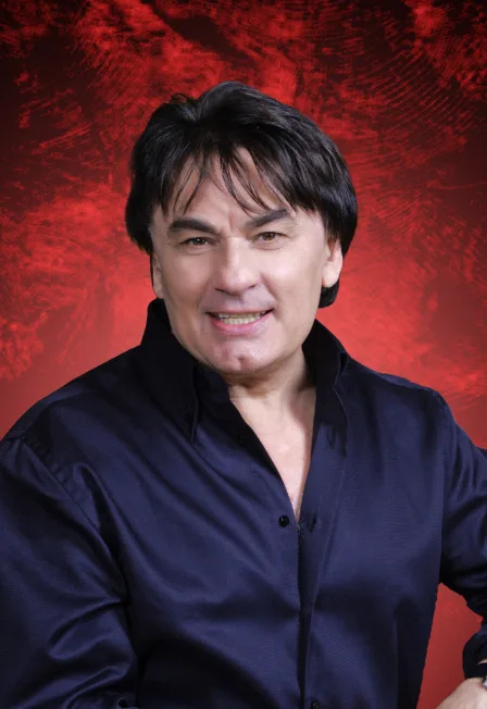 Постер: Александр Серов