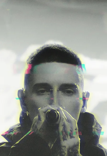 Постер: Bumble Beezy