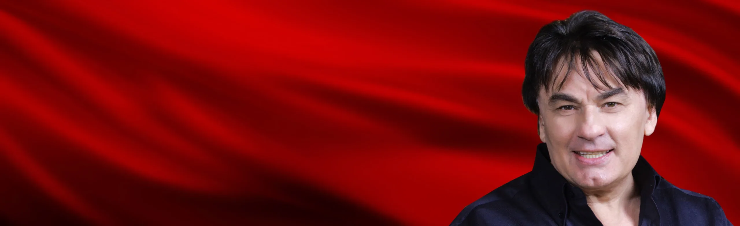 Александр Серов