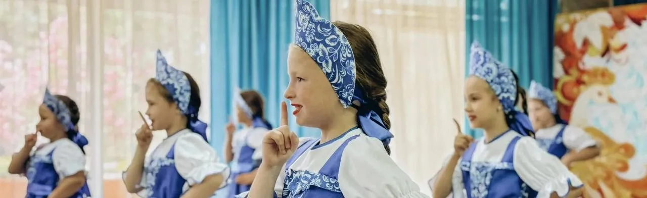 Гуси-Лебеди