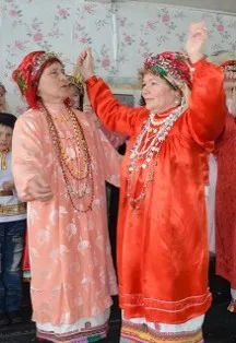 Левженский клуб