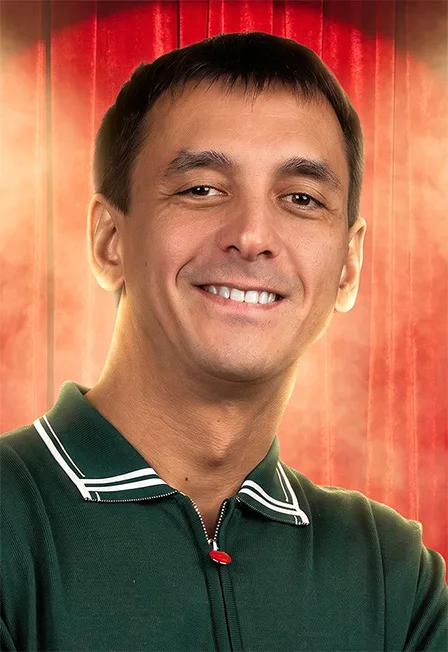 Рустам Асадуллин