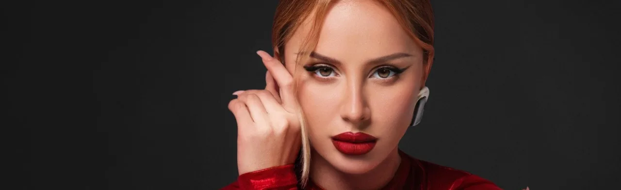 ANNA ASTI. Царица