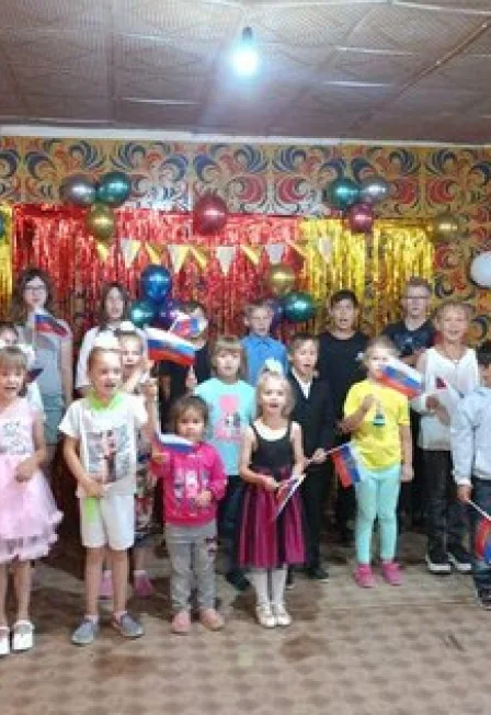 Постер: В единстве наша сила. Час мужества