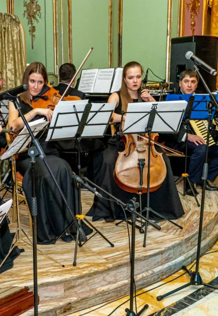 Шедевры рока и средневековья. Саксофон, волынка и орган