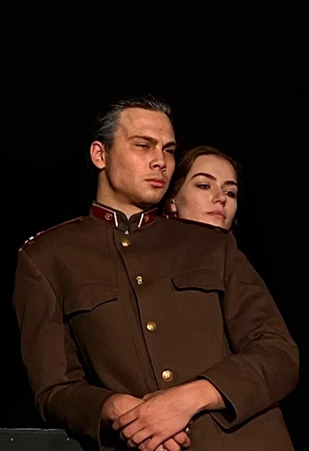 Постер: ТРИ СЕСТРЫ