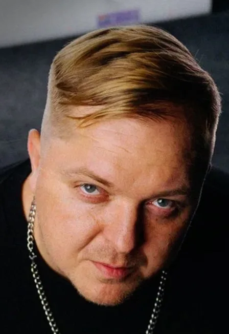 Постер: Виталя Борзенков