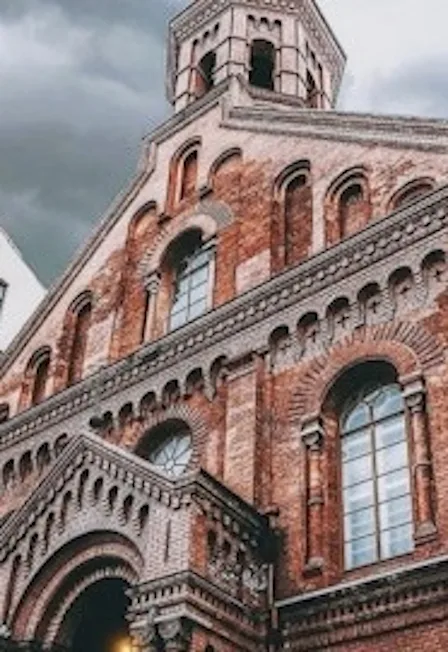 Музыкальная прогулка по церкви