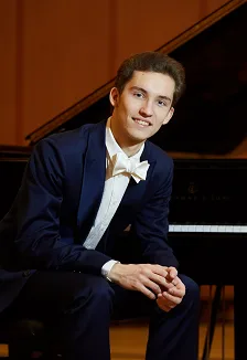 Валентин Малинин (фортепиано)