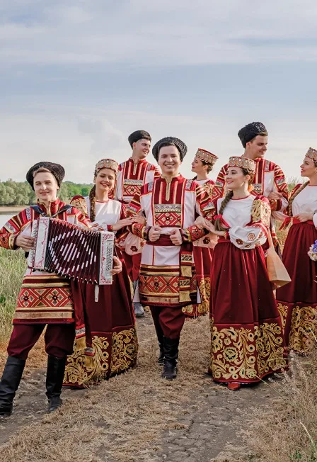 Кубанские казаки на ярмарке