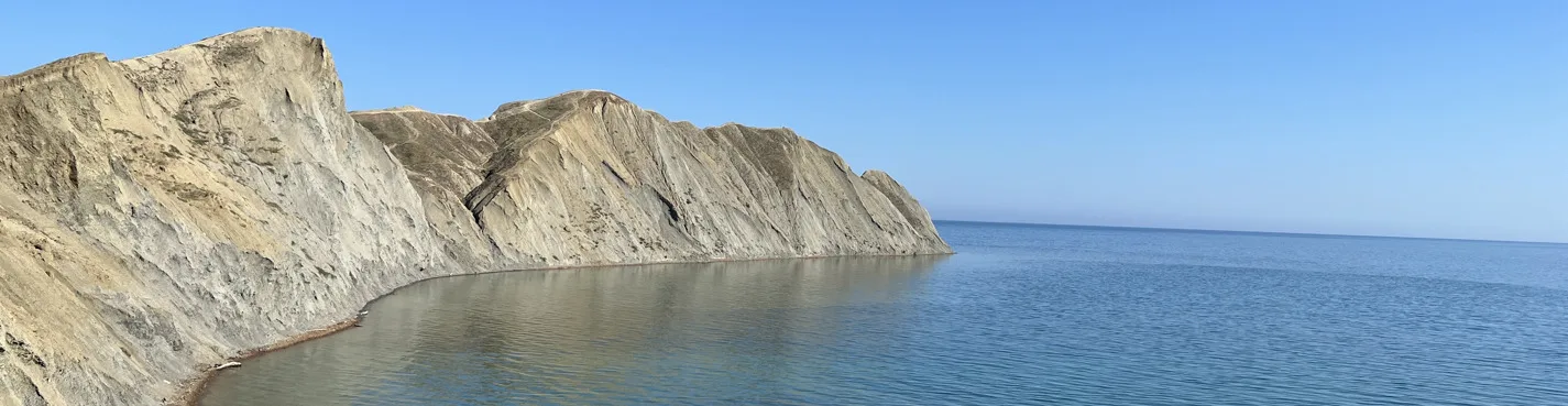 К вулкану Кара-Даг по холмам и степям из Алупки
