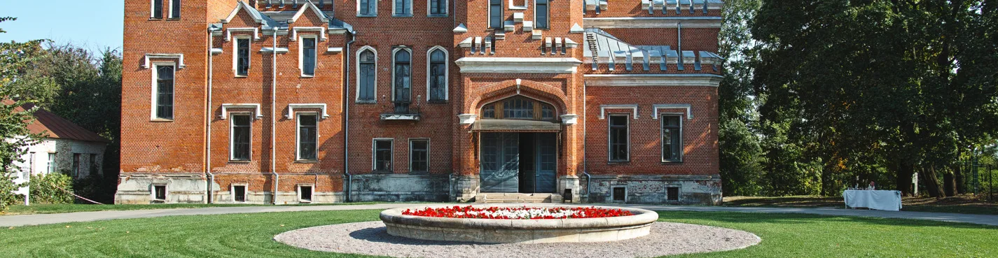 Мистический замок принцессы Ольденбургской — прогулка по Рамони