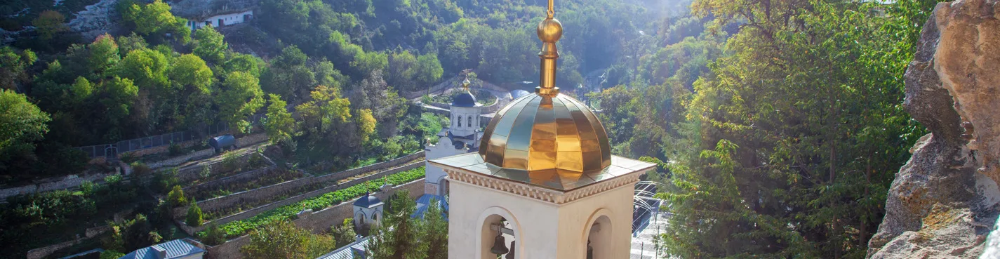 Бахчисарай — столица Крымского ханства и пещерный город Чуфут-Кале