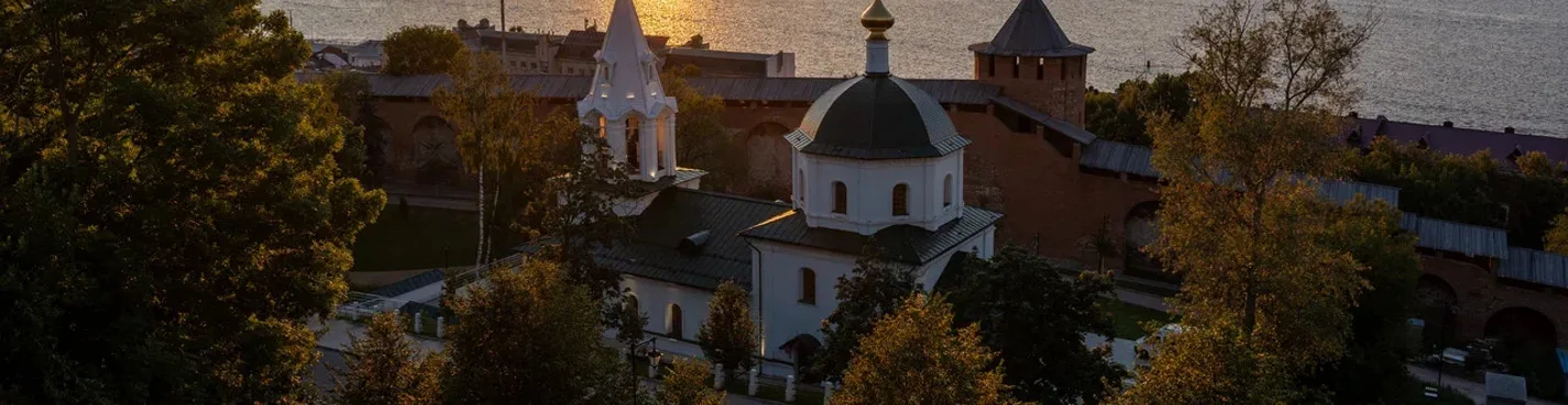 Краткий курс нижегородизации: по кремлю и окрестностям