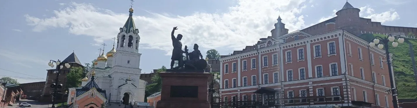 Улица Рождественская — блеск и нищета по-нижегородски