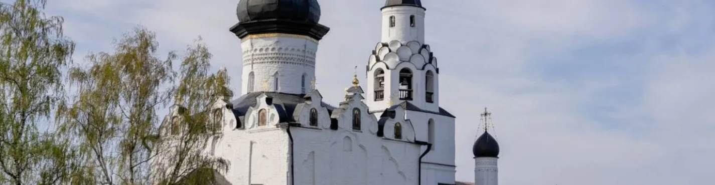 По окрестностям Казани: Свияжск, Раифа, Иннополис и Вселенский храм