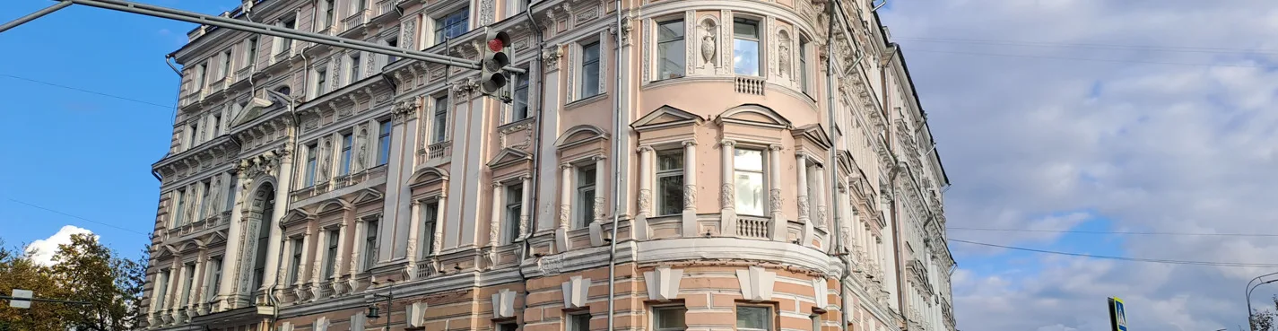 Роскошная Пречистенка: особняки, дворцы и истории их владельцев